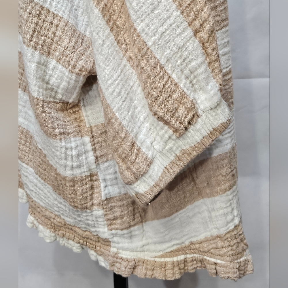Umgee Tan & White Stripped Ruffled 100% Cotton Pullover Blouse Size 1XL - Picture 4 of 8